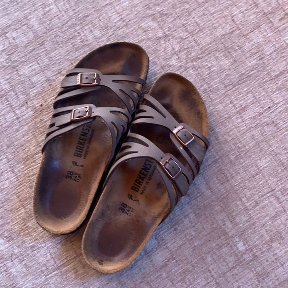 Brown Birkenstock’s - Picture 1 of 3